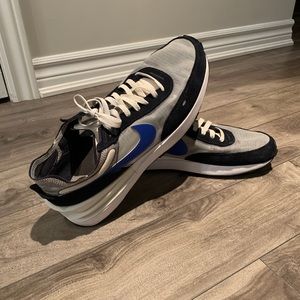 NIKE WAFFLE ONE - NAVY & CREAM - SIZE 12